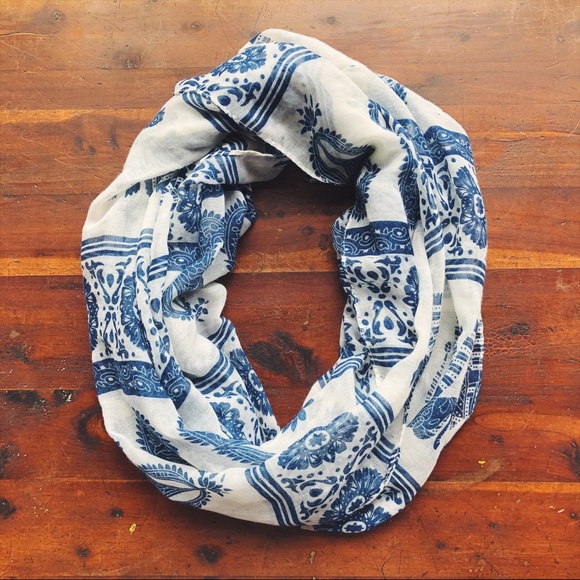 Urban Outfitters Accessories - Navy & White Print Spring & Summer Infinity Scarf